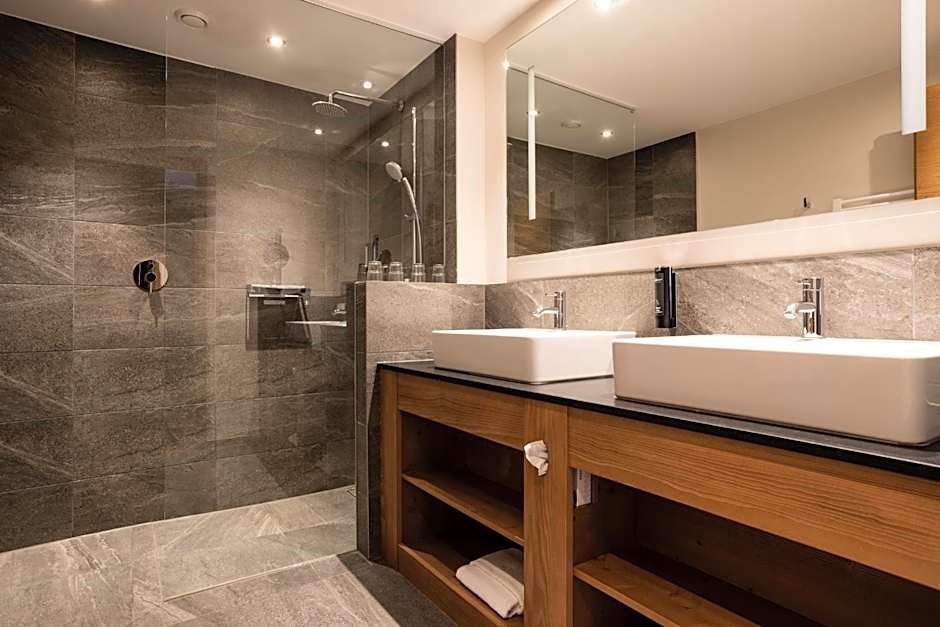 PUR Suites & Chalets