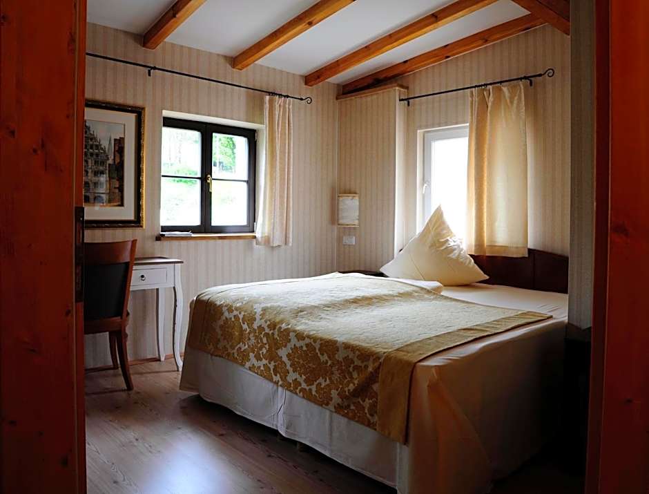 Hotel Schlossresidenz Heitzenhofen