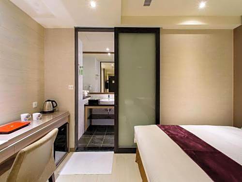 Stay Hotel - Taichung Zhongqing