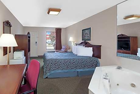 King Room - Non-Smoking