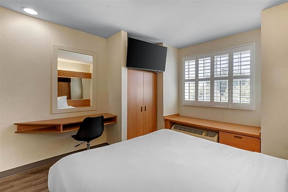 SureStay by Best Western Sacramento South Natomas