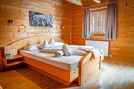 Family Room with Mountain View