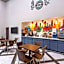 Super 8 by Wyndham Kingwood Houston North