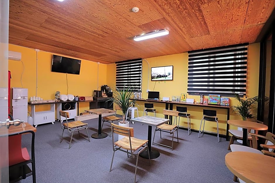 Stay RomanticTrip_Hostel