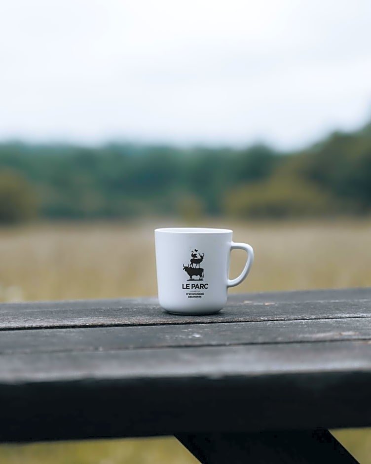 La Tiny du Parc : Saint Symphorien des Monts