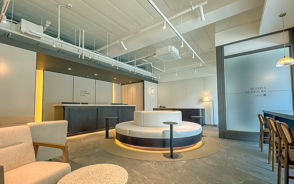 UH FLAT SIGNATURE DAEGU 