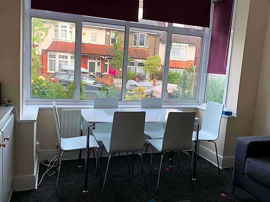 Marble Apartments Tooting House