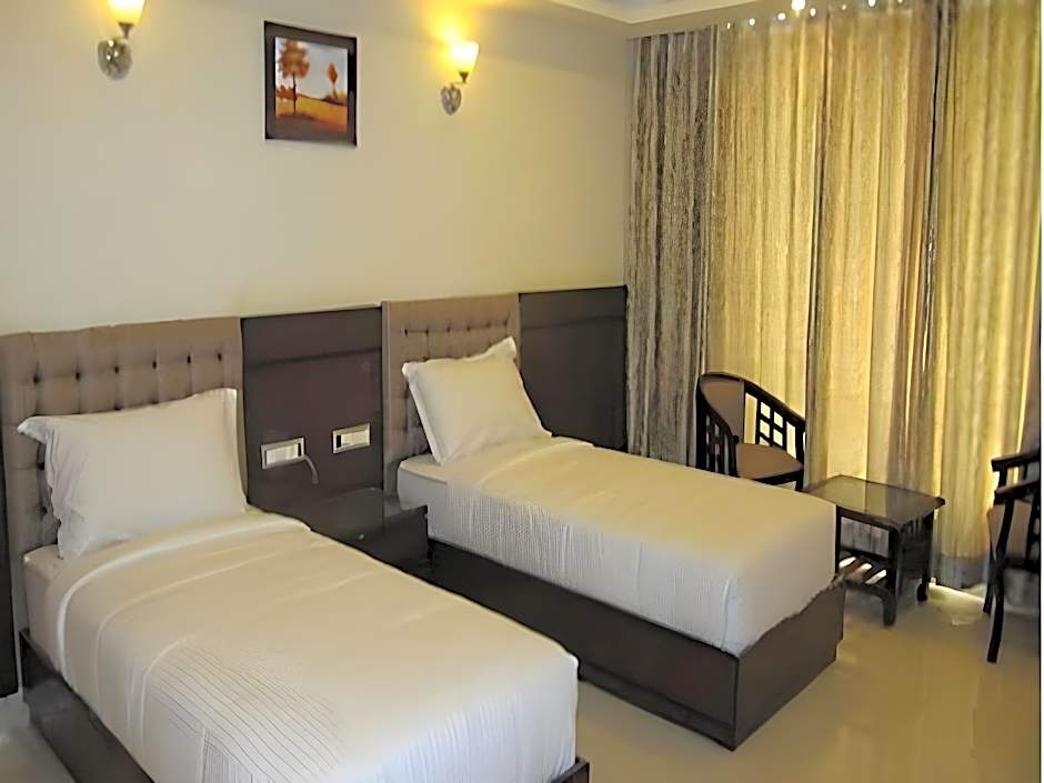 The Pearl Grand Hotel