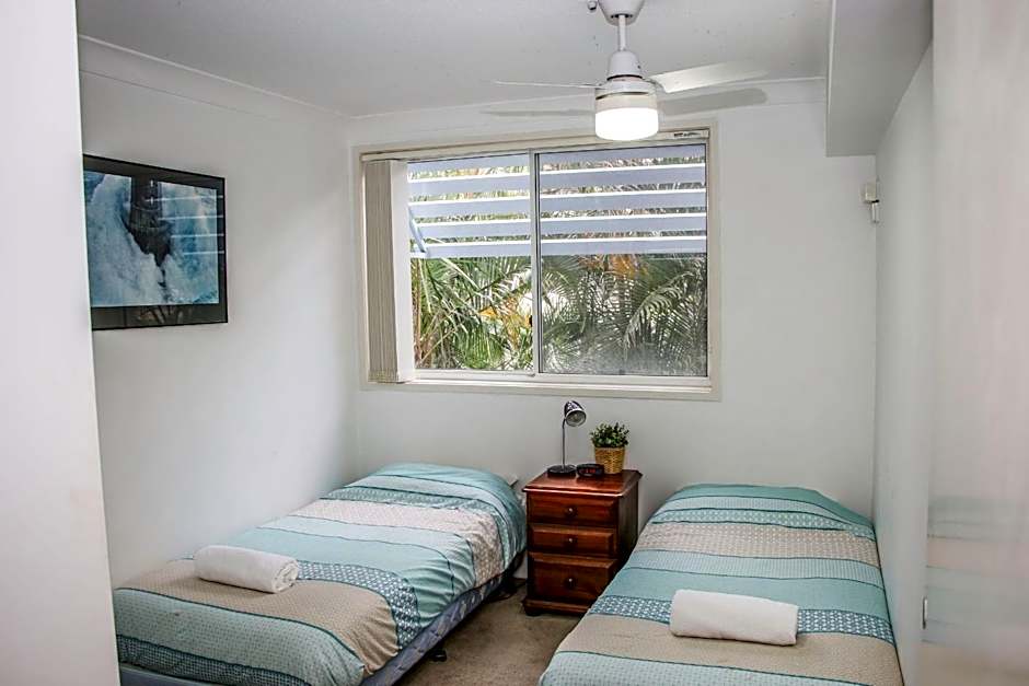 Surfers Beach Holiday Apartments