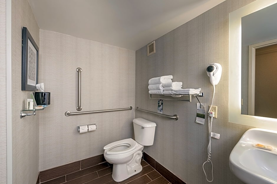 Best Western Plus Strongsville Cleveland