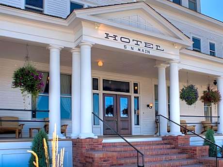 The Sacajawea Hotel