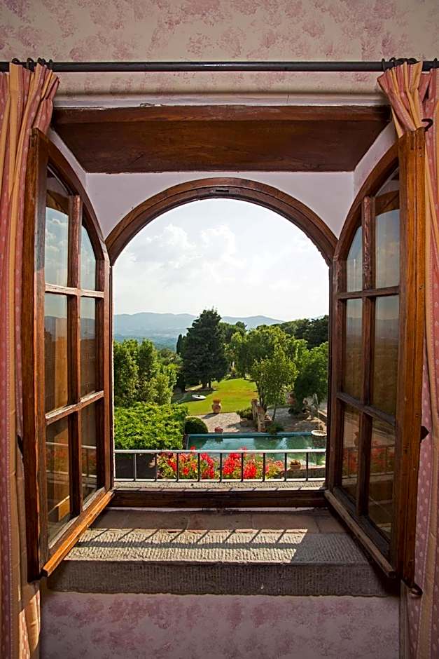 La Piazza di San Donato