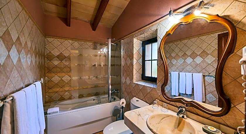 Es Quatre Cantons Hotel