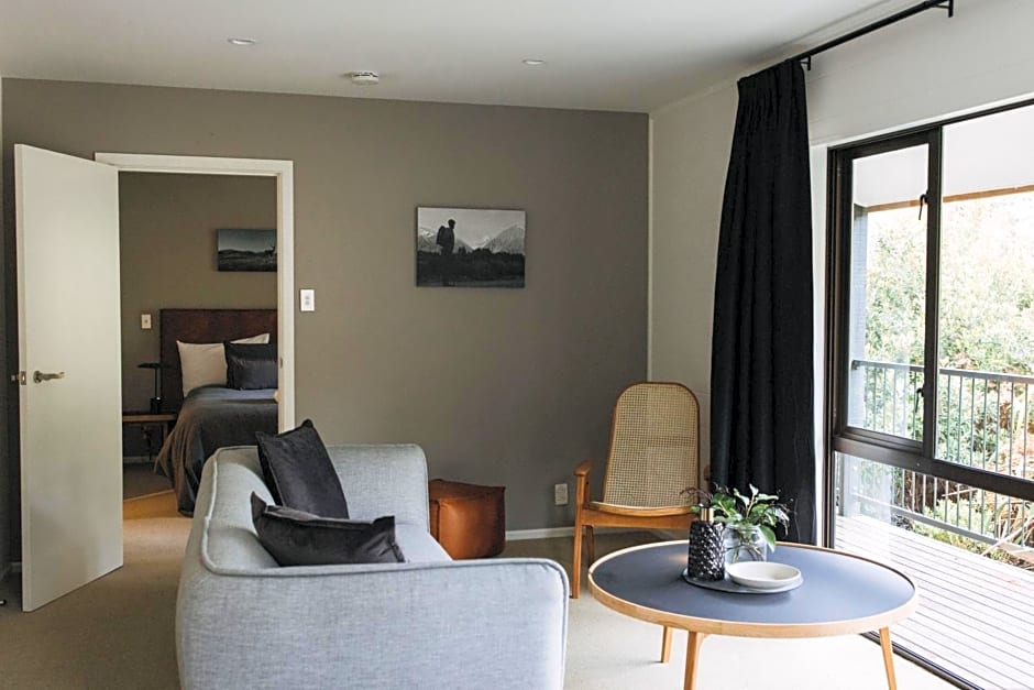 Maruia River Retreat