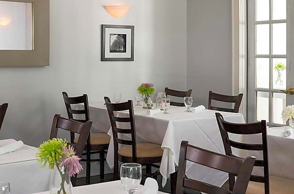 Shelter Island House