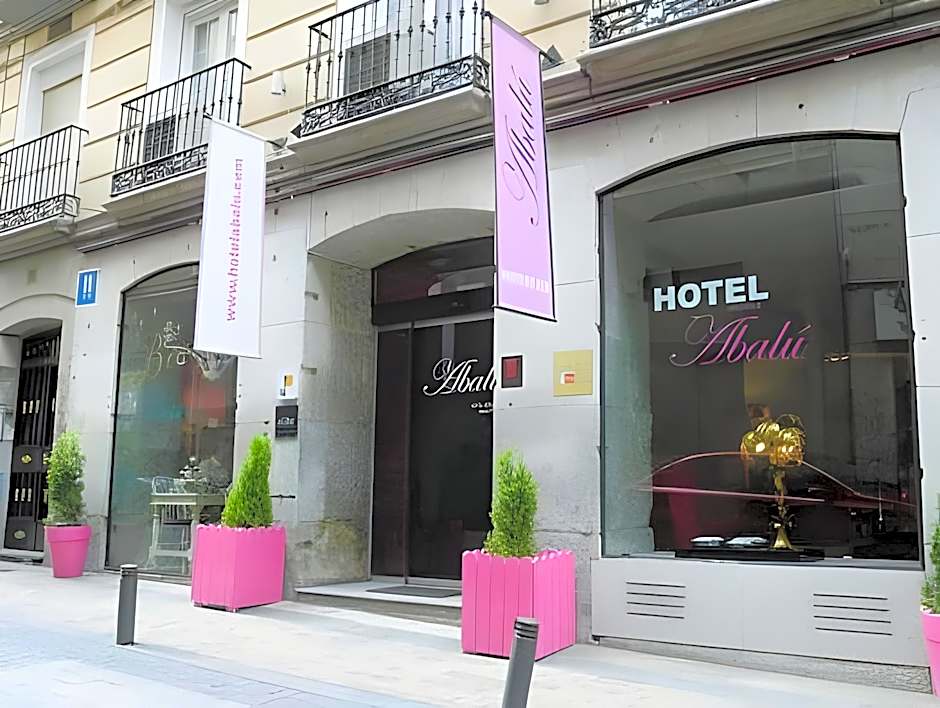 ApartaSuites Satellite by Abalu Hotels