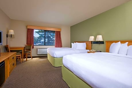2 Queen Beds Deluxe Room Non-Smoking