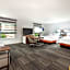 Hampton Inn & Suites Atlanta Buckhead Place