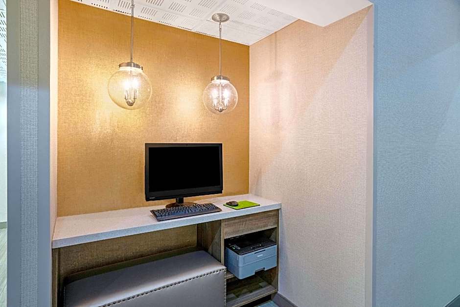 La Quinta Inn & Suites by Wyndham Columbus