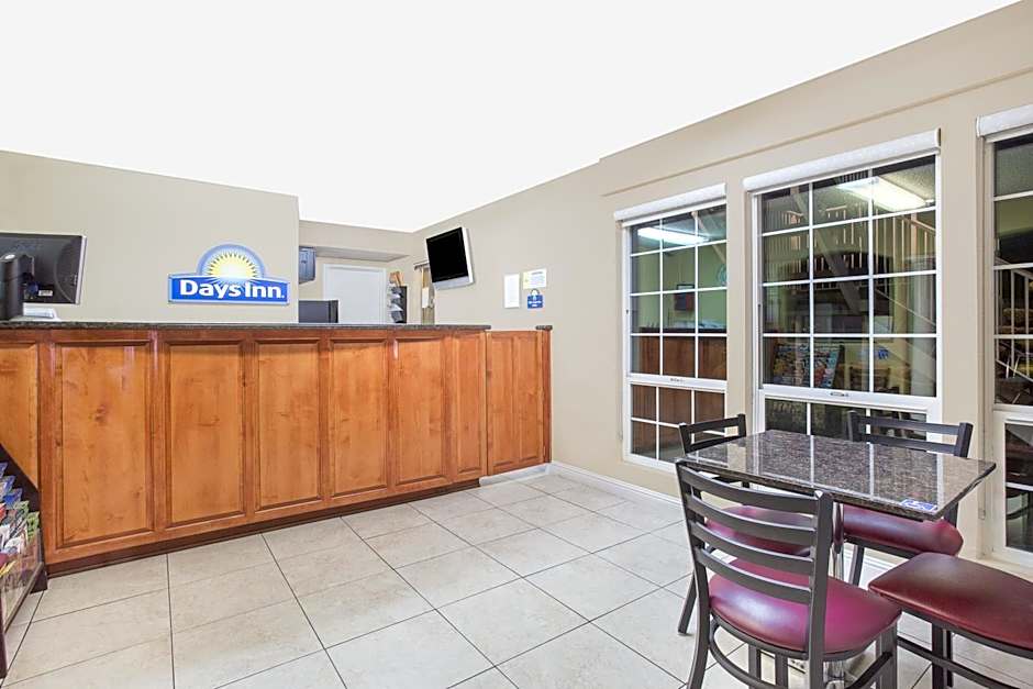 Days Inn by Wyndham Turlock