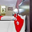 OYO Hotel McAllen Airport South - 1 mi from McAllen Medical Center