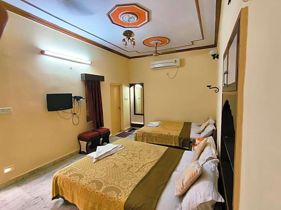 Hotel Jaisal Palace