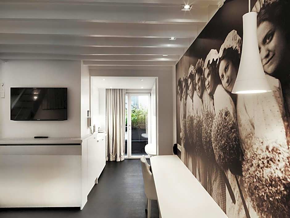 Hotel Harmony