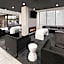 Holiday Inn Express And Suites Washington DC Noma By IHG