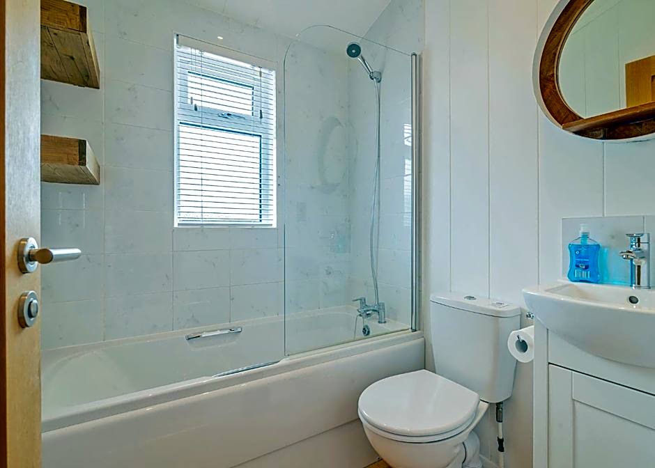 Henfields Country Retreat