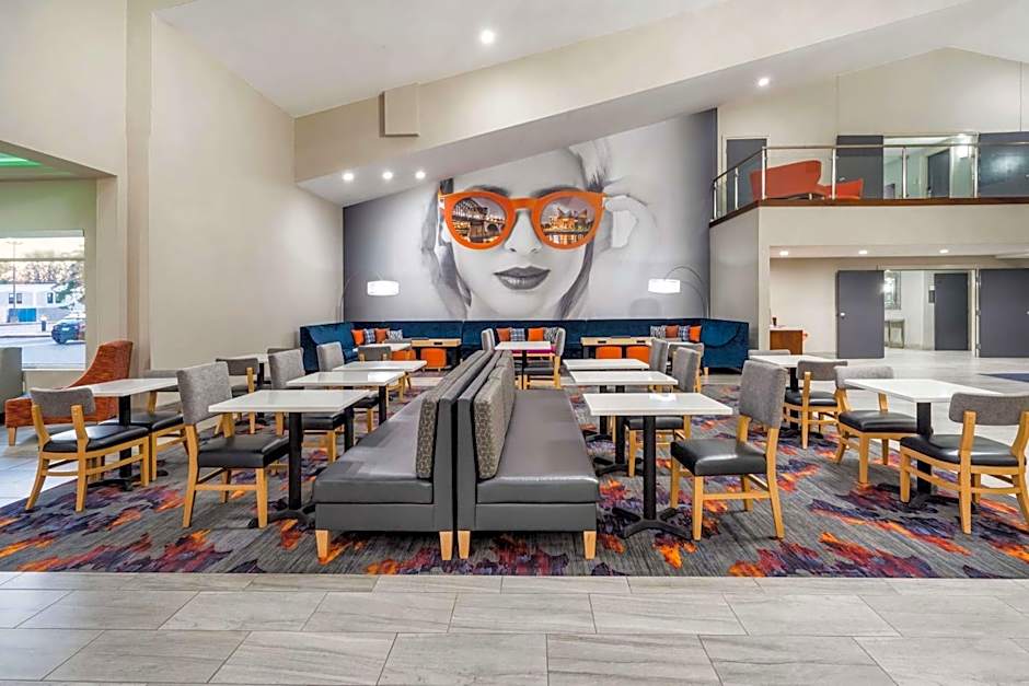 La Quinta Inn & Suites by Wyndham Chattanooga-Hamilton Place