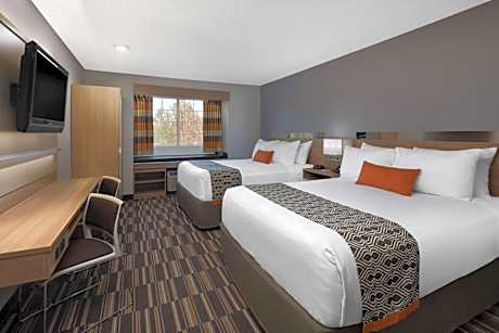 Deluxe Queen Room with Two Queen Beds- Disability Access - Non-Smoking