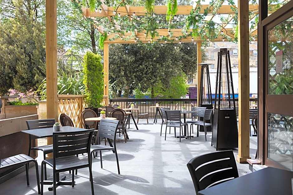 DoubleTree by Hilton Bath