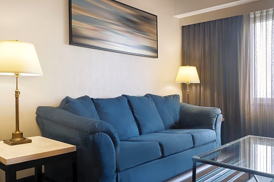 Courtyard by Marriott New York JFK Airport