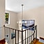 Canandaigua Lake Retreat with view and private beach access, foliage, hike, and Ski