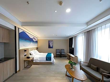 GTI - Feature 1 Bed Room, Yunya Bed