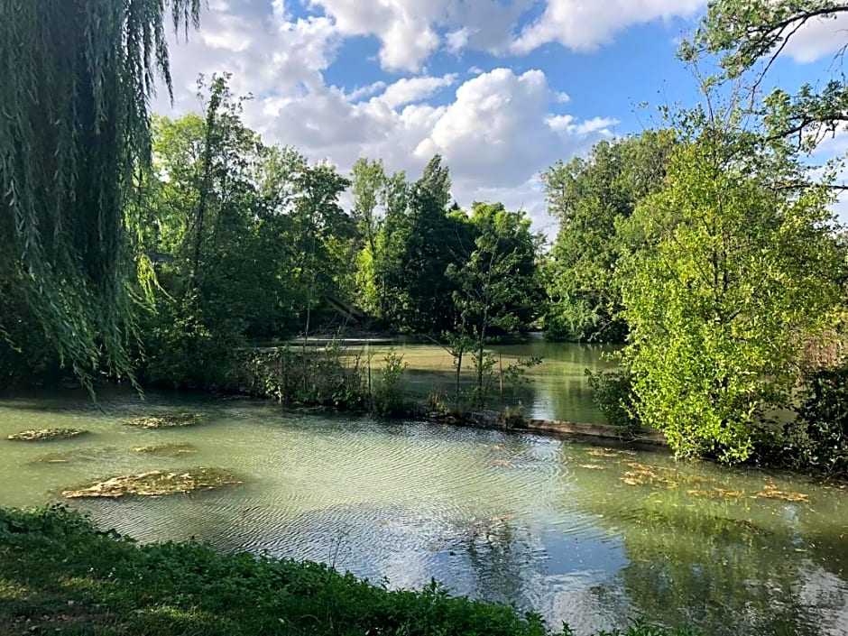 Maison Angulus Ridet