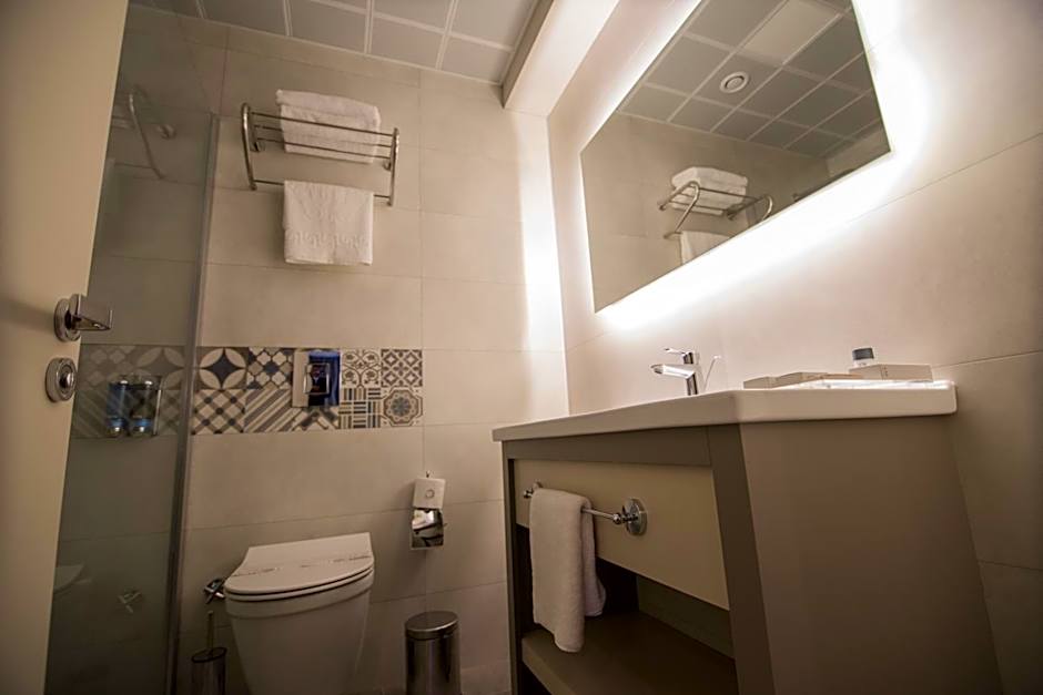 Dovv Hotel Busıness