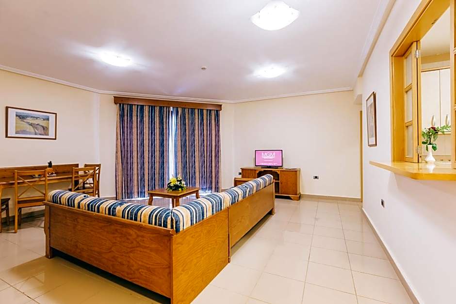 Grand Muthu Golf Plaza Hotel & Spa