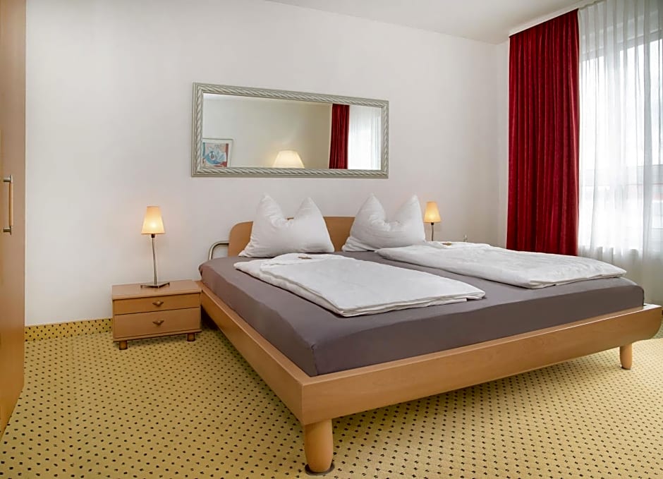 Fairway Hotel