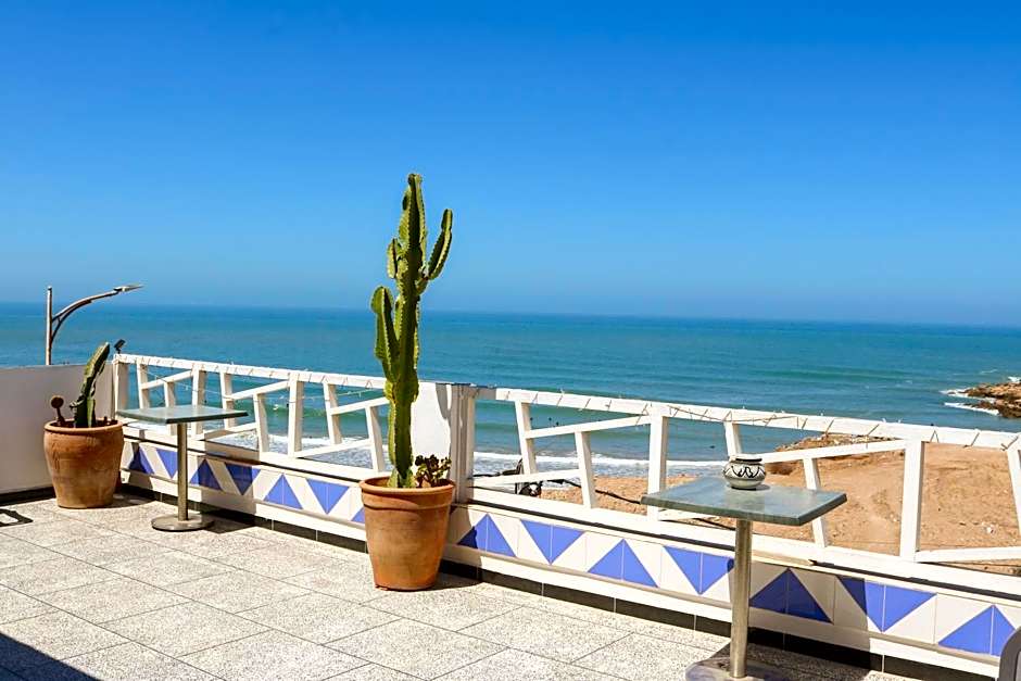 BIG BLUE guest house