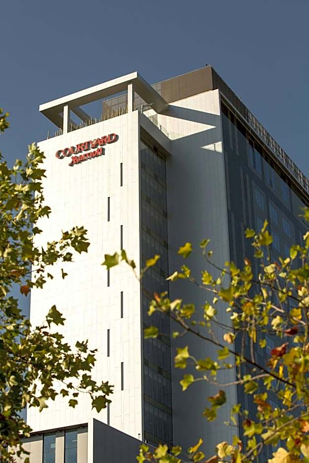 Courtyard by Marriott Santiago Las Condes
