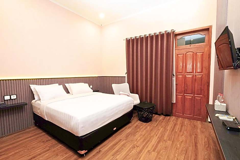 Berlian Abadi Hotel by Sinergi