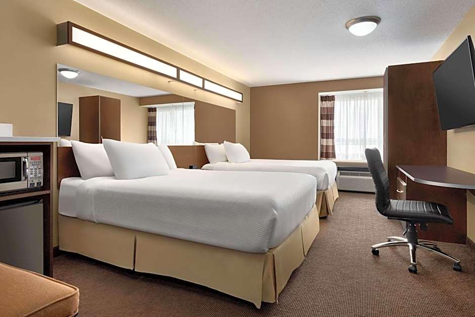 Microtel Inn & Suites By Wyndham Estevan