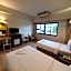 Bunjongburi Hotel
