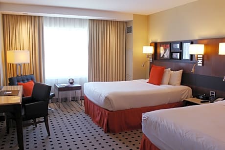 2 Queen Beds-Accessible Room-Non Smoking