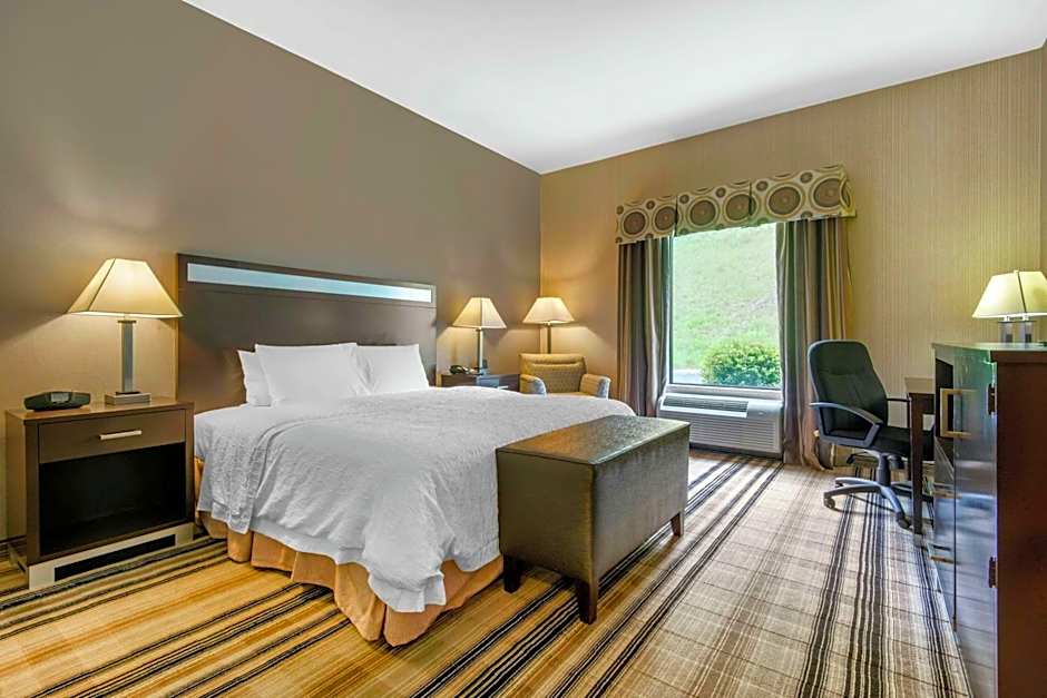 Hampton Inn By Hilton Meadville