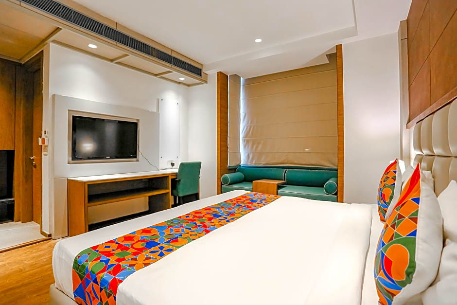 FabHotel F9 Chattarpur