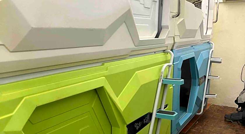 Pelangi Capsule Hostel