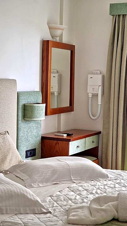 Hotel Dionysis Studios