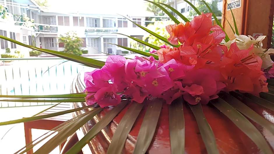 Hexagon International Hotel, Villas & Spa